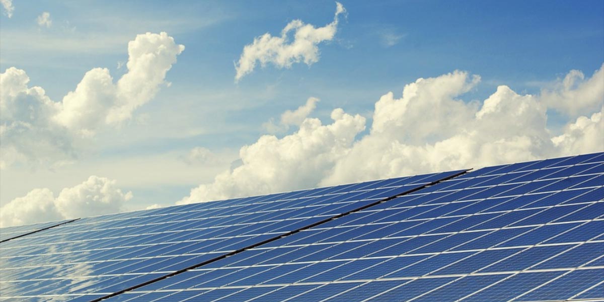 Fotovoltaico sui fabbricati, aiuti da Intesa Sanpaolo ed Enel X